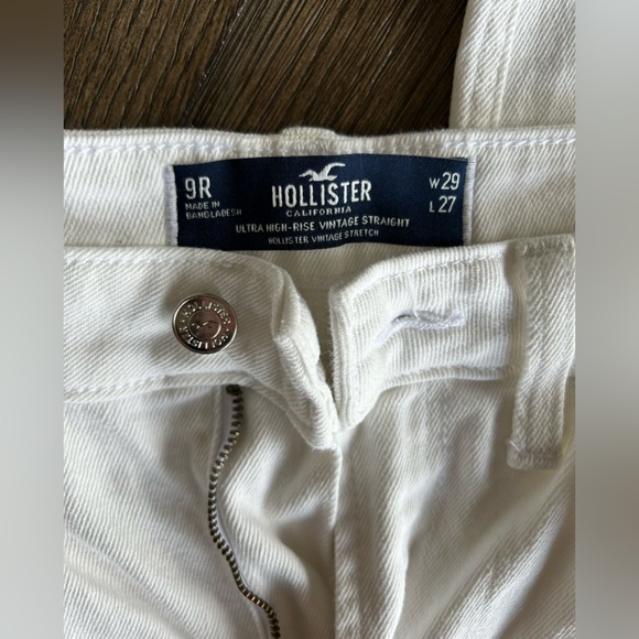 Hollister ultra high rise vintage straight white Jeans - Picture 2 of 4
